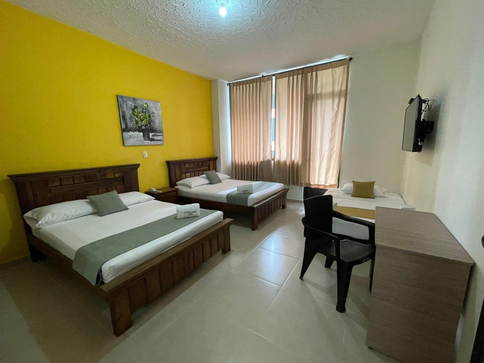 Hotel Cataluna - Soluciones Hoteleras Pereira Eksteriør billede