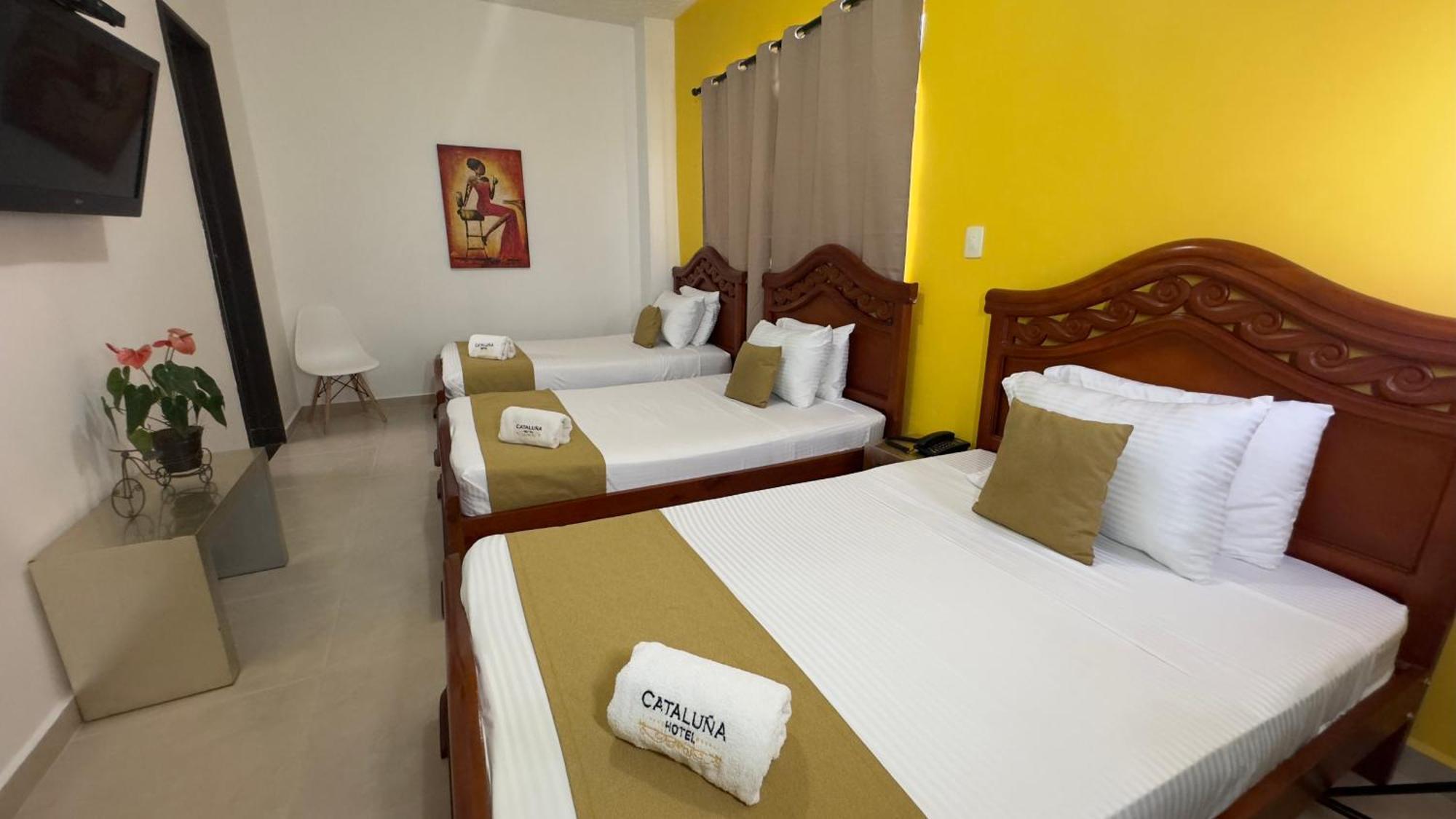 Hotel Cataluna - Soluciones Hoteleras Pereira Eksteriør billede