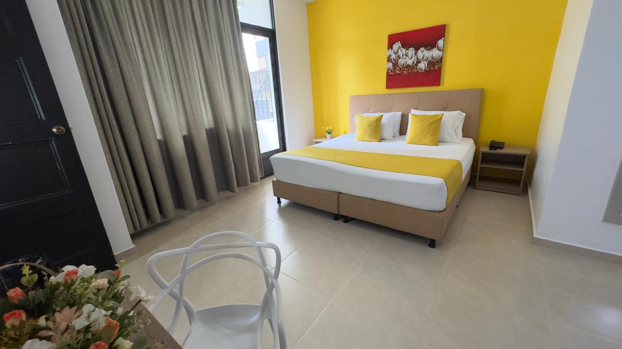 Hotel Cataluna - Soluciones Hoteleras Pereira Eksteriør billede