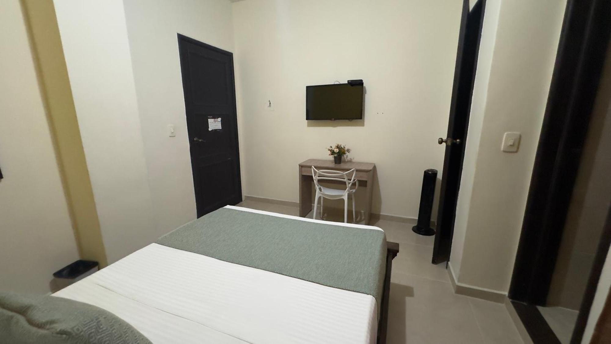 Hotel Cataluna - Soluciones Hoteleras Pereira Eksteriør billede