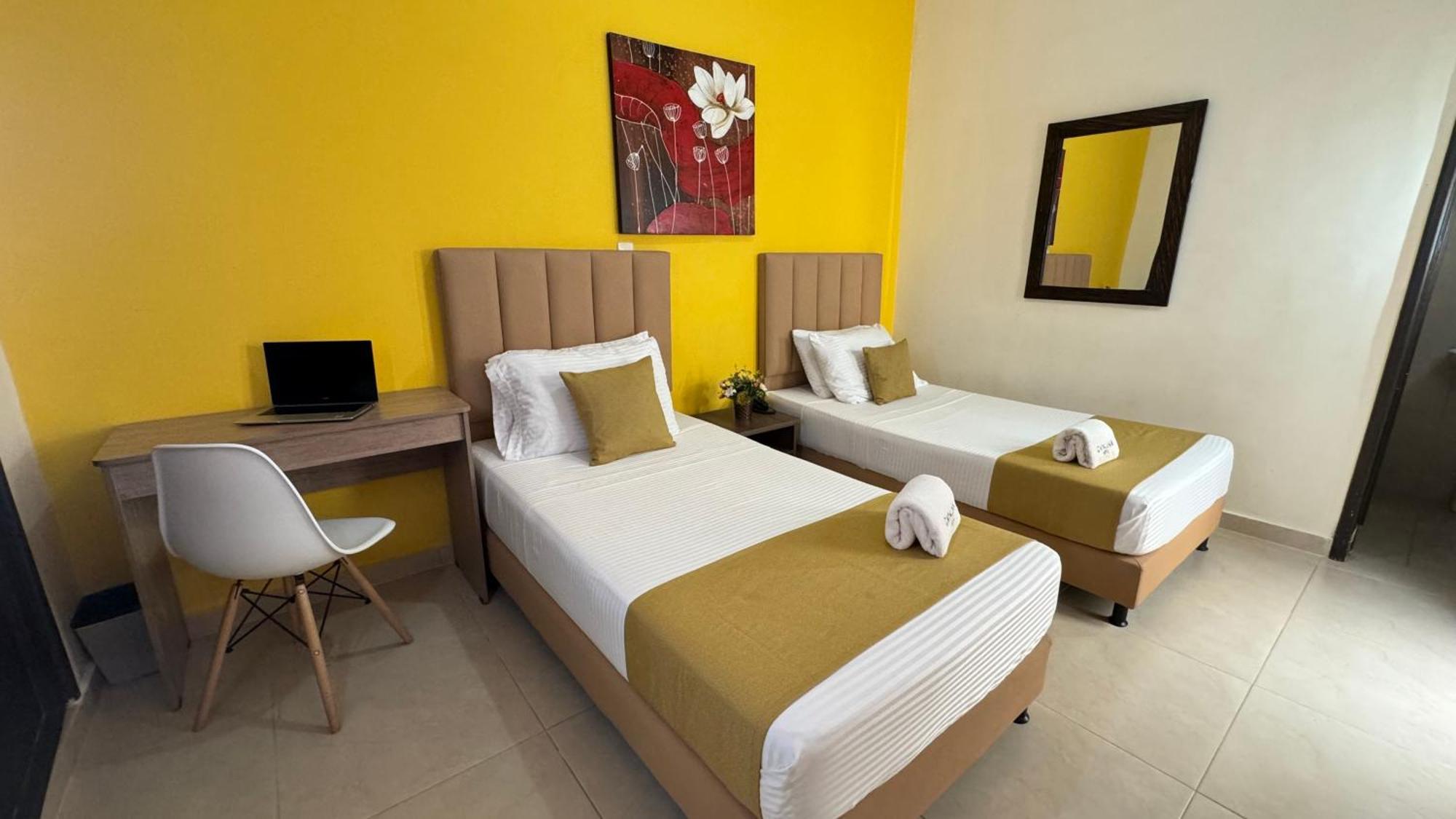 Hotel Cataluna - Soluciones Hoteleras Pereira Eksteriør billede